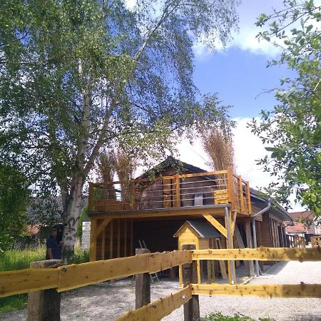 Апарт отель Le Carport Hasnon Экстерьер фото